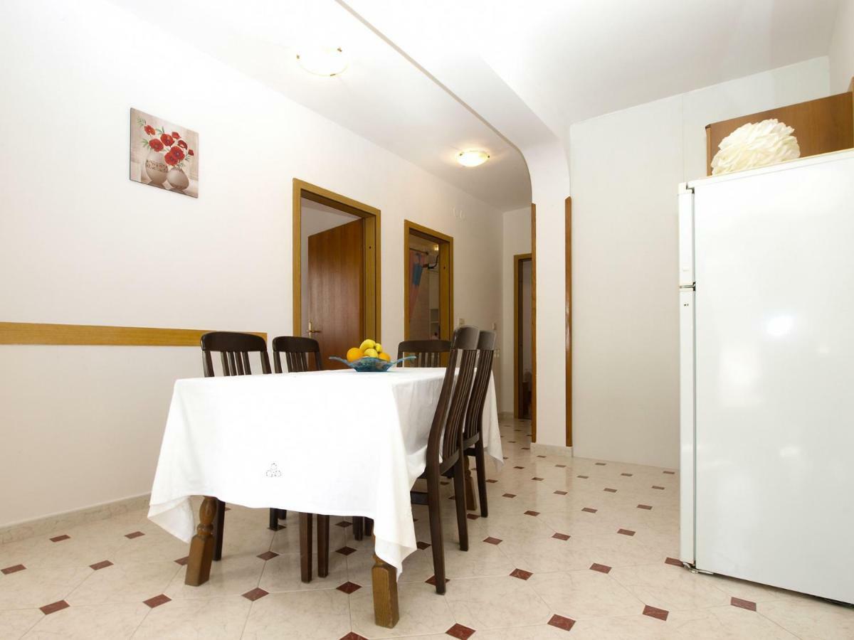Apartments Boris 1965 Пула Екстериор снимка